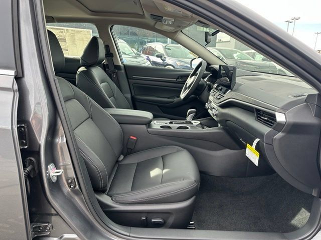 New 2026 Nissan Altima 2.5 SV w/ SV Premium Package AWD/4WD image 15
