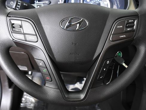 Used 2017 Hyundai Santa Fe Sport image 10