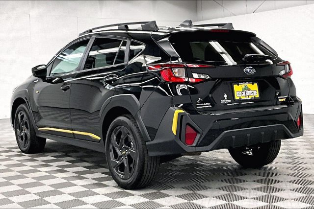 Used 2025 Subaru Crosstrek 2.5i Sport AWD/4WD image 2