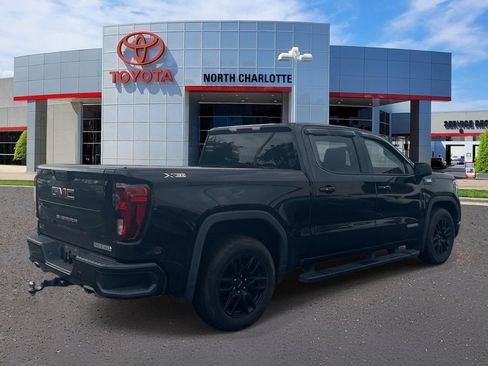 Used 2021 GMC Sierra 1500 Elevation w/ X31 Off-Road Package AWD/4WD image 7