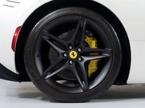 Used 2022 Ferrari SF90 Stradale image 20