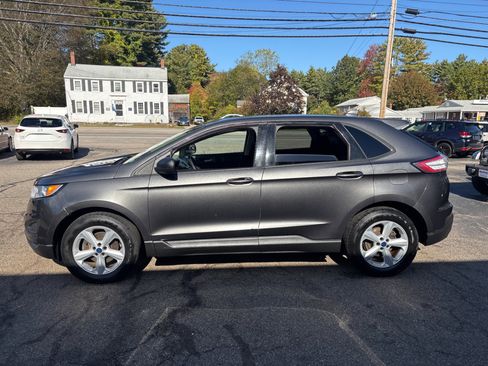 Used 2015 Ford Edge SE image 2