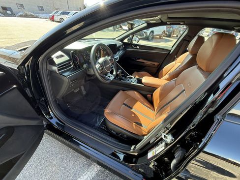 Used 2024 Kia K5 GT image 10