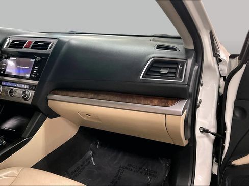 Used 2015 Subaru Outback 2.5i Limited AWD/4WD image 19