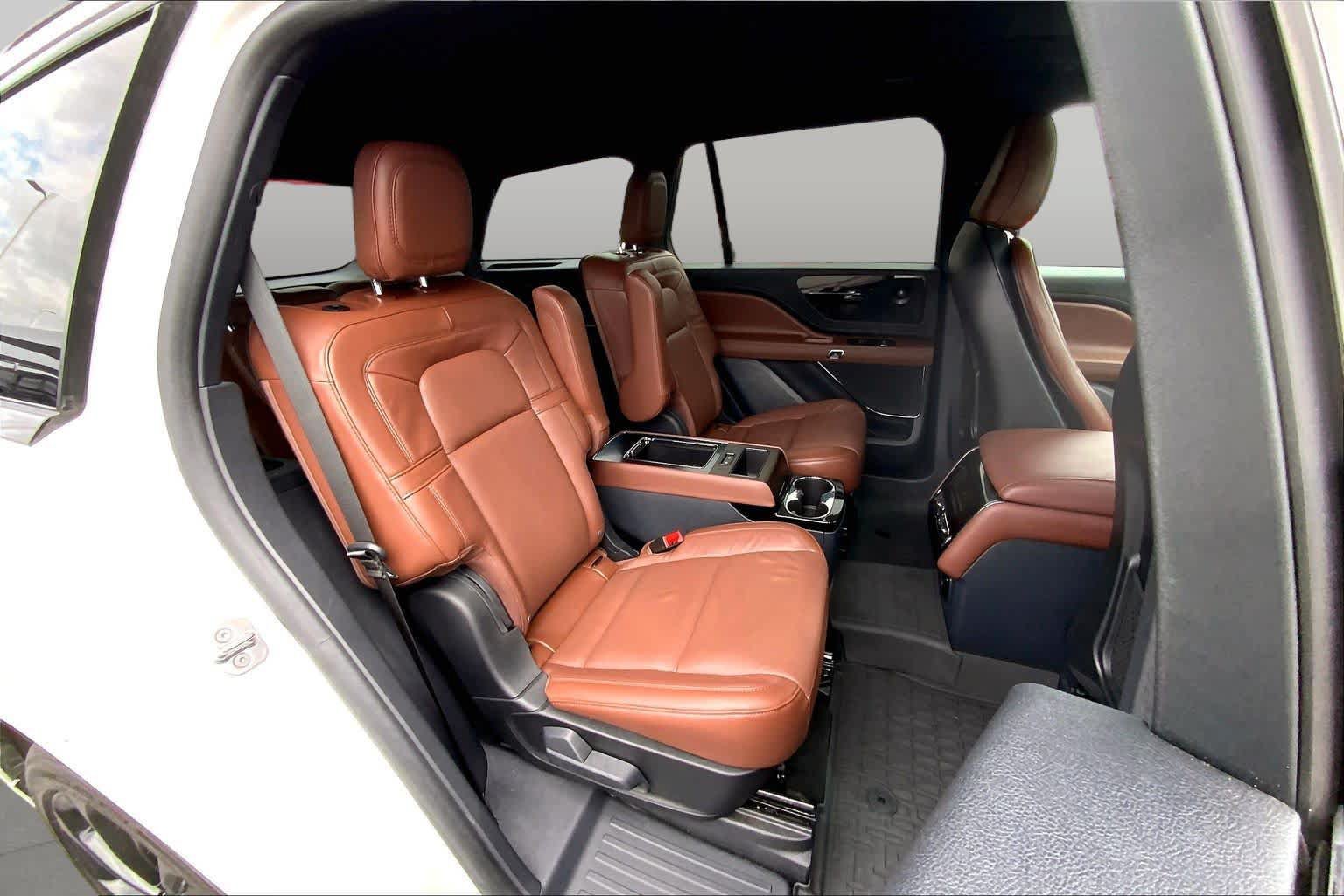Used 2025 Lincoln Aviator Reserve w/ Jet Appearance Package AWD/4WD image 20