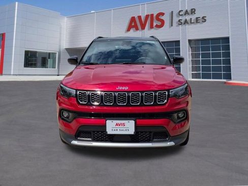 Used 2025 Jeep Compass Limited AWD/4WD image 2