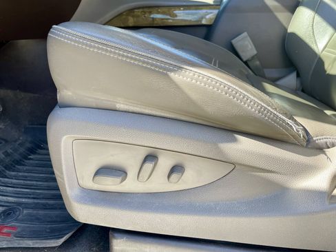 Used 2017 GMC Yukon XL Denali w/ Open Road Package image 18