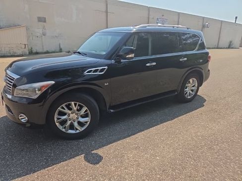 Used 2014 INFINITI QX80 4WD w/ Theater Package image 3