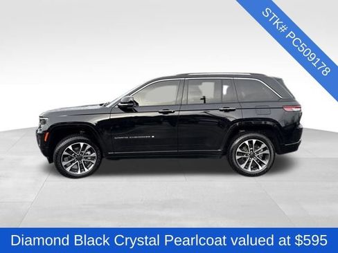 Used 2023 Jeep Grand Cherokee Overland w/ Luxury Tech Group IV image 4