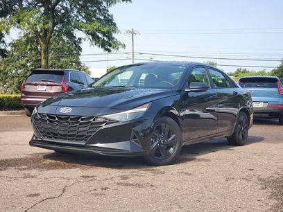 Used 2023 Hyundai Elantra SEL