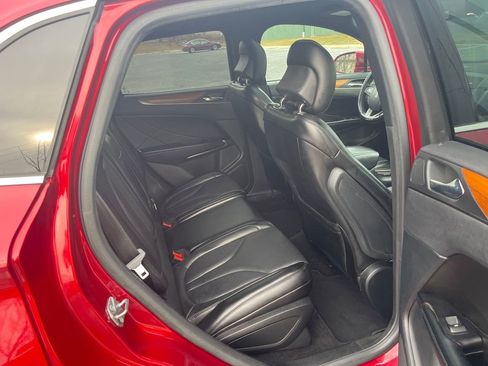 Used 2019 Lincoln MKC Reserve image 23