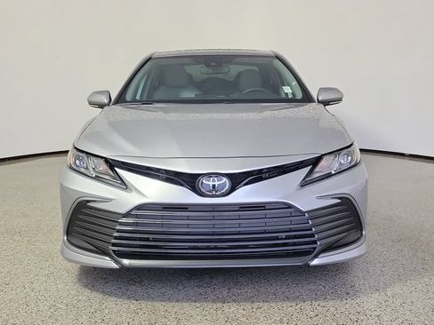 Used 2024 Toyota Camry LE w/ Convenience Package FWD image 3