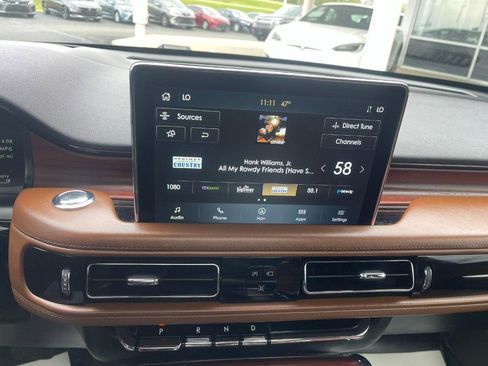 Used 2023 Lincoln Aviator Reserve w/ Equipment Group 201A AWD/4WD image 34