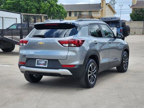 Used 2024 Chevrolet TrailBlazer LT w/ LT Cold Weather Package FWD image 15