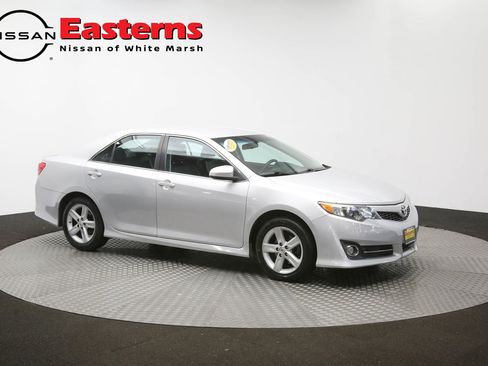 Used 2014 Toyota Camry SE FWD image 47