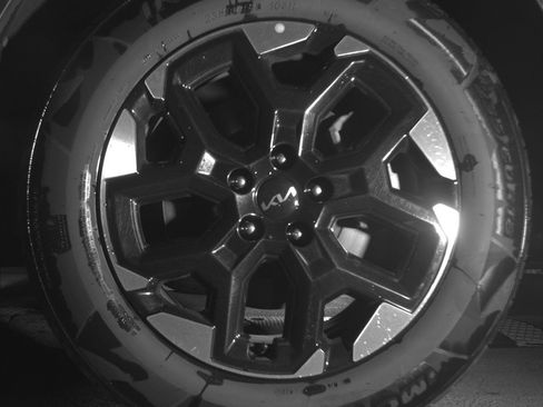 Used 2024 Kia Sorento S image 14