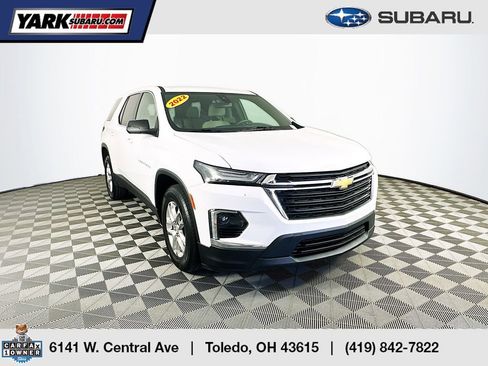 Used 2022 Chevrolet Traverse LS w/ LPO, Floor Liner Package image 1