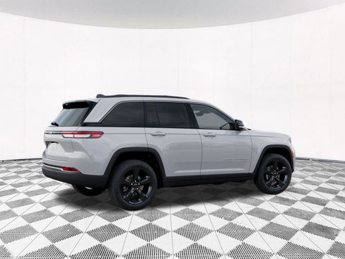 New 2026 Jeep Grand Cherokee Limited w/ Limited Altitude Package AWD/4WD image 5
