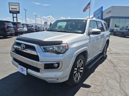 Used 2016 Toyota 4Runner Limited AWD/4WD image 7