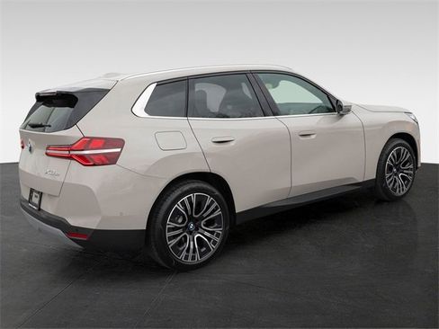 Used 2026 BMW X3 xDrive30 w/ Premium Package image 9