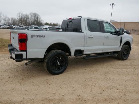New 2026 Ford F250 Lariat w/ Black Appearance Package image 4