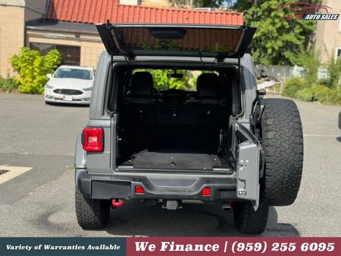 Used 2021 Jeep Wrangler Unlimited Rubicon AWD/4WD image 6
