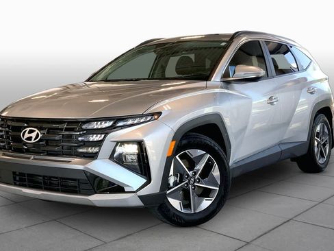Certified 2025 Hyundai Tucson SEL FWD image 1