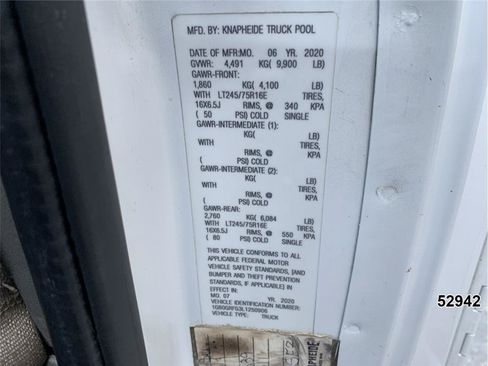 Used 2020 Chevrolet Express 3500 w/ Power Convenience Package RWD image 17
