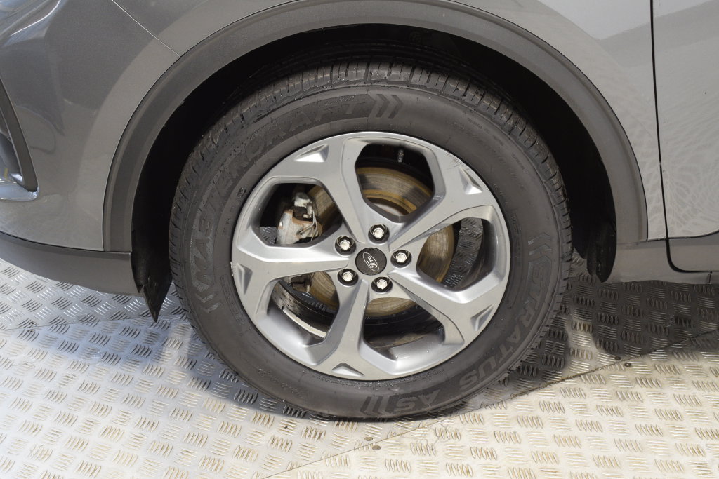 Used 2025 Ford Escape ST-Line Select AWD/4WD image 35