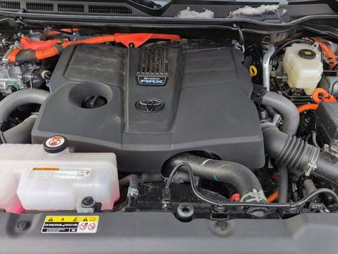 New 2026 Toyota Tundra Platinum image 32