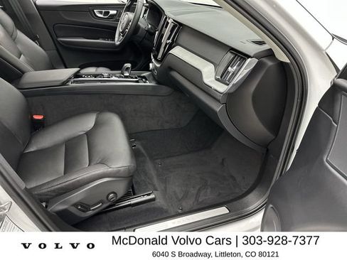 Certified 2025 Volvo XC60 B5 Plus AWD/4WD image 25
