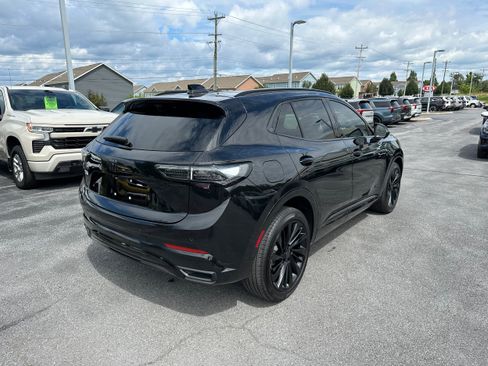 Used 2024 Buick Envision Avenir AWD/4WD image 5
