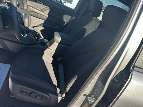 New 2025 GMC Canyon Elevation w/ Convenience Package RWD image 12