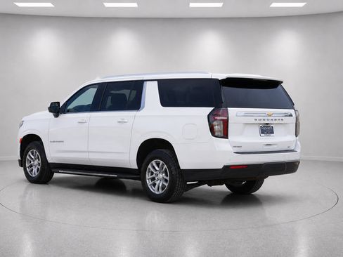 Used 2024 Chevrolet Suburban LT AWD/4WD image 5