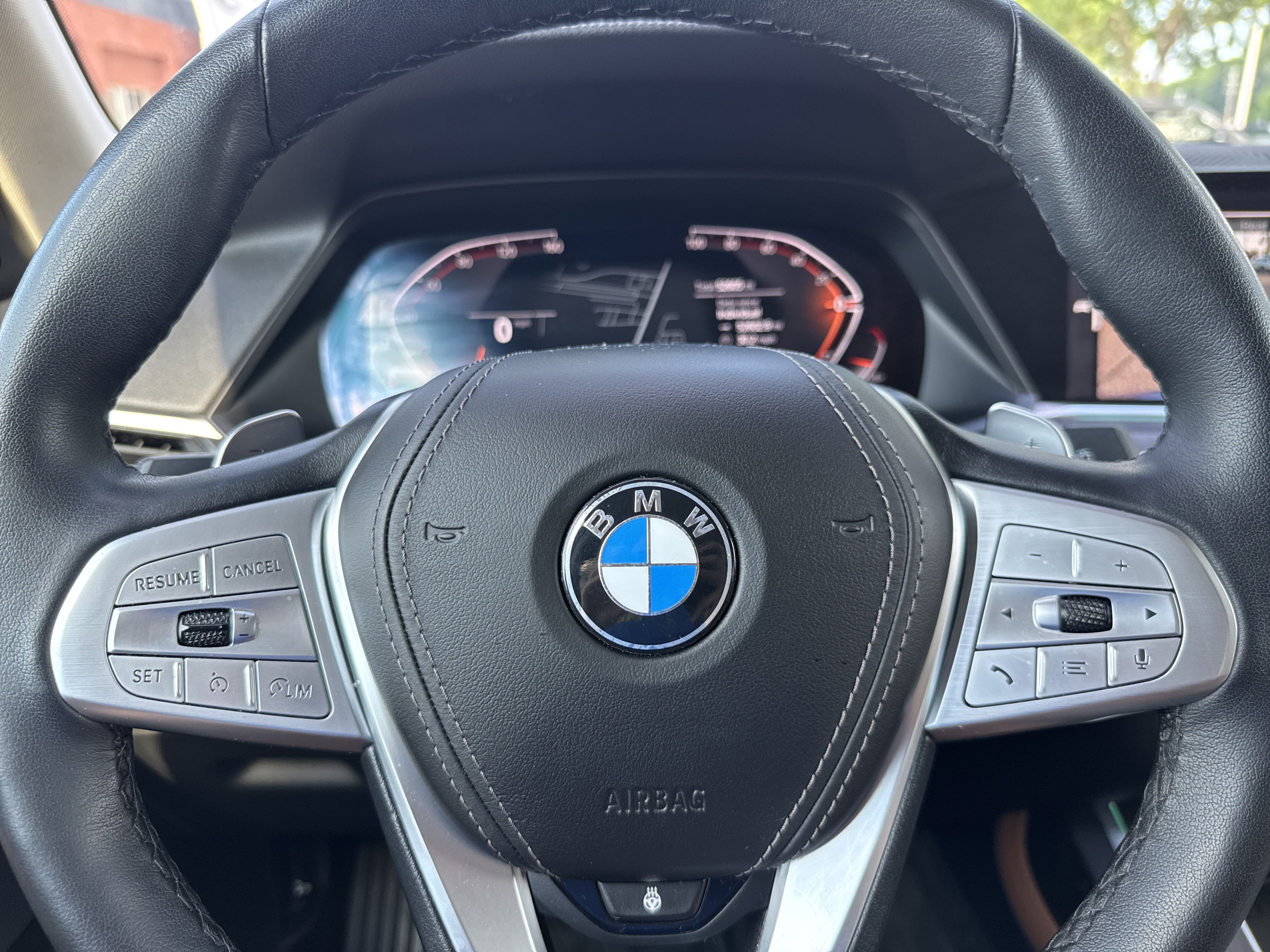 Used 2022 BMW X7 xDrive40i w/ Premium Package AWD/4WD image 15