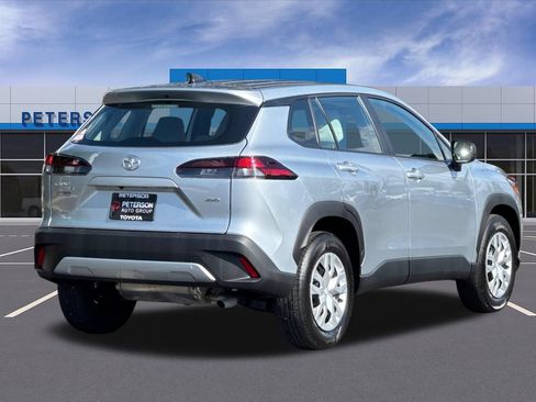 Used 2026 Toyota Corolla Cross L AWD/4WD image 4