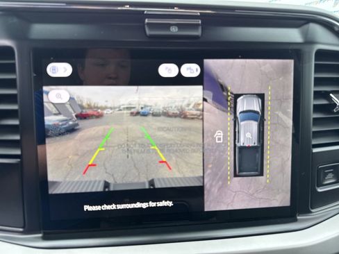 New 2026 Ford F250 XLT image 19