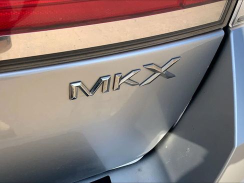 Used 2009 Lincoln MKX 2WD image 9