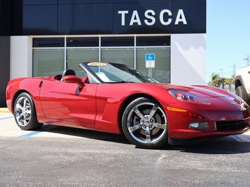 Used 2009 Chevrolet Corvette Convertible w/ Preferred Equipment Group image 2