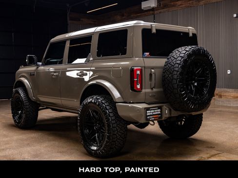 Used 2025 Ford Bronco Outer Banks AWD/4WD image 7
