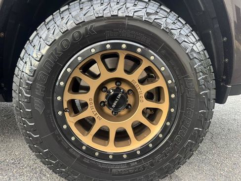 Used 2019 RAM 1500 Limited AWD/4WD image 9