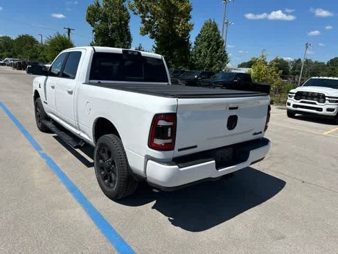 Used 2022 RAM 2500 Big Horn w/ Level C Equiment Group AWD/4WD image 17