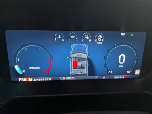 Used 2025 Ford F450 Platinum w/ Platinum Plus Package AWD/4WD image 7