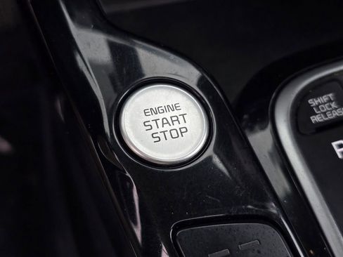 Certified 2023 Kia Soul EX FWD image 33