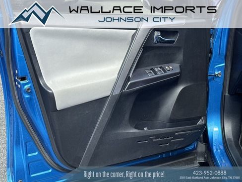 Used 2017 Toyota RAV4 XLE FWD image 13