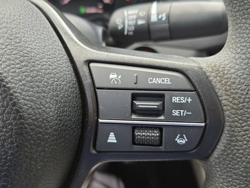 Used 2025 Honda Accord LX image 24