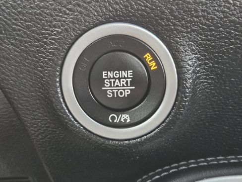 Used 2022 Dodge Challenger GT AWD/4WD image 21