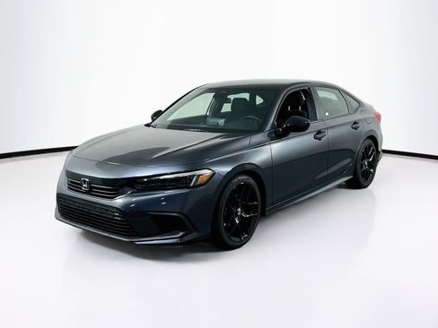 Used 2023 Honda Civic Sport image 1