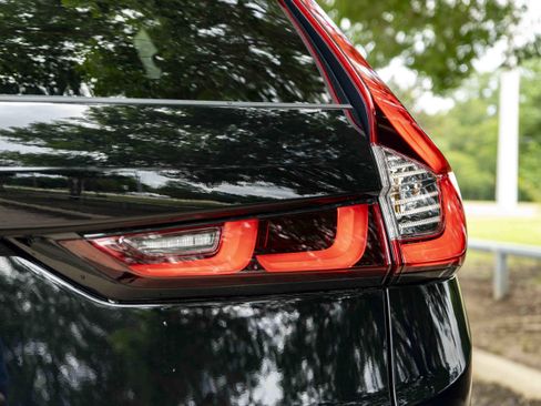 Used 2025 Honda CR-V EX-L image 13