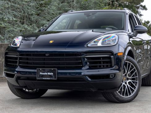 Certified 2022 Porsche Cayenne AWD/4WD image 7